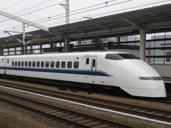 JRC_Shinkansen_Series_300_J61_sets_322-60 (1)
