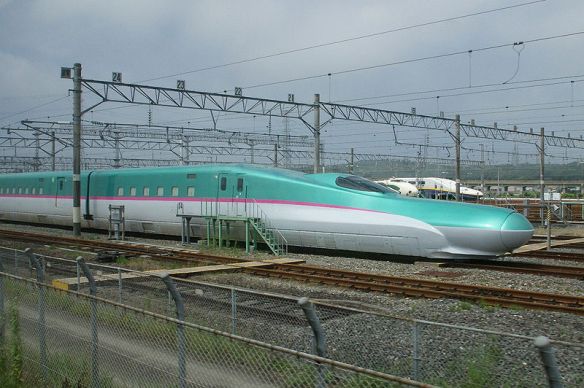 800px-E5_S11_Sendai_20090725